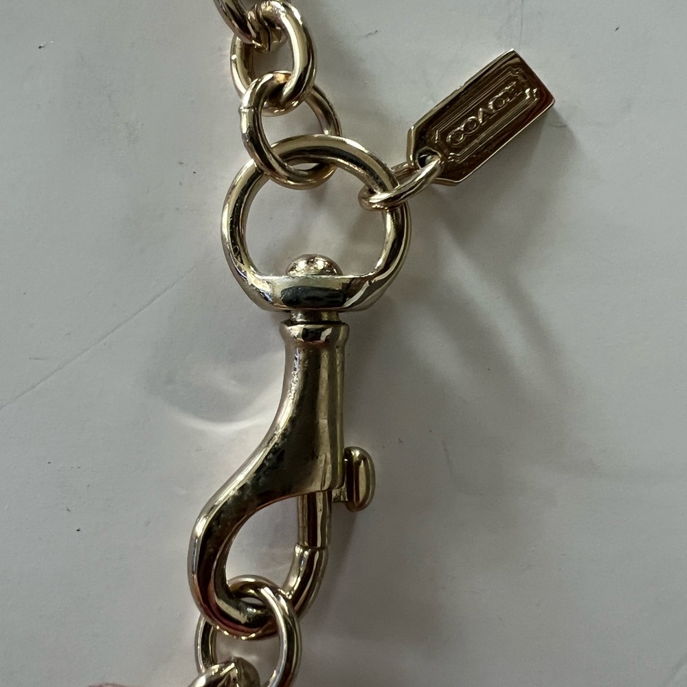 Luxury Coach necklace - Picture 3 of 6